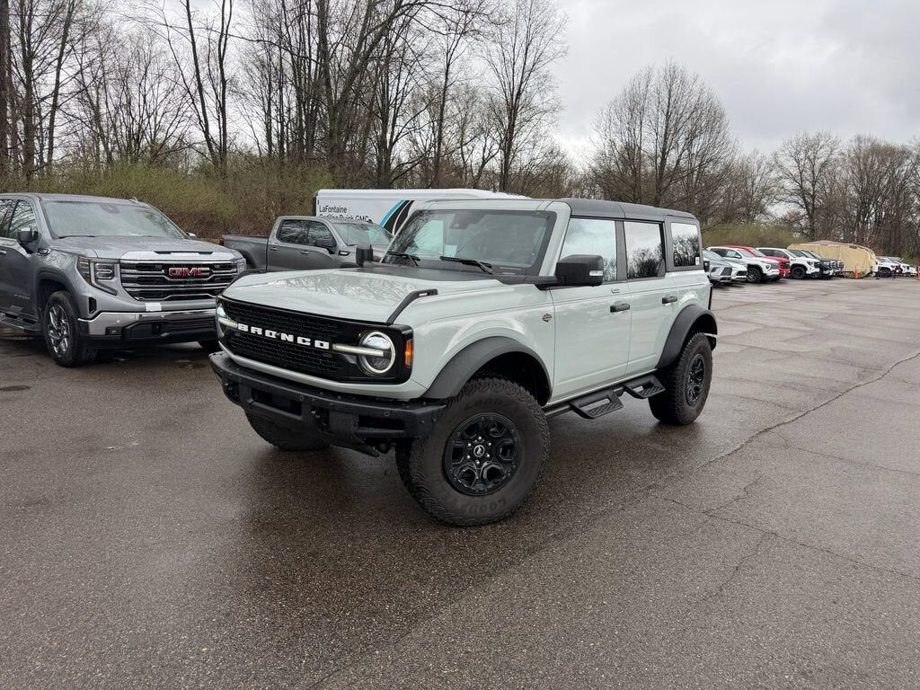 2023 FORD Bronco