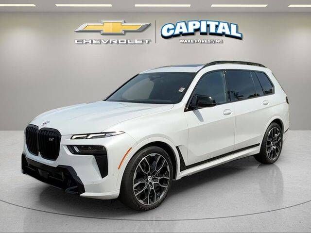 2023 BMW X7