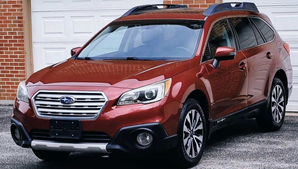 2016 SUBARU Outback