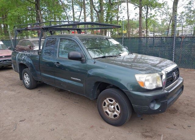 2011 TOYOTA Tacoma