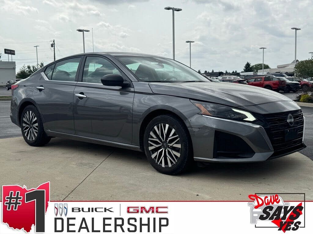2024 NISSAN Altima