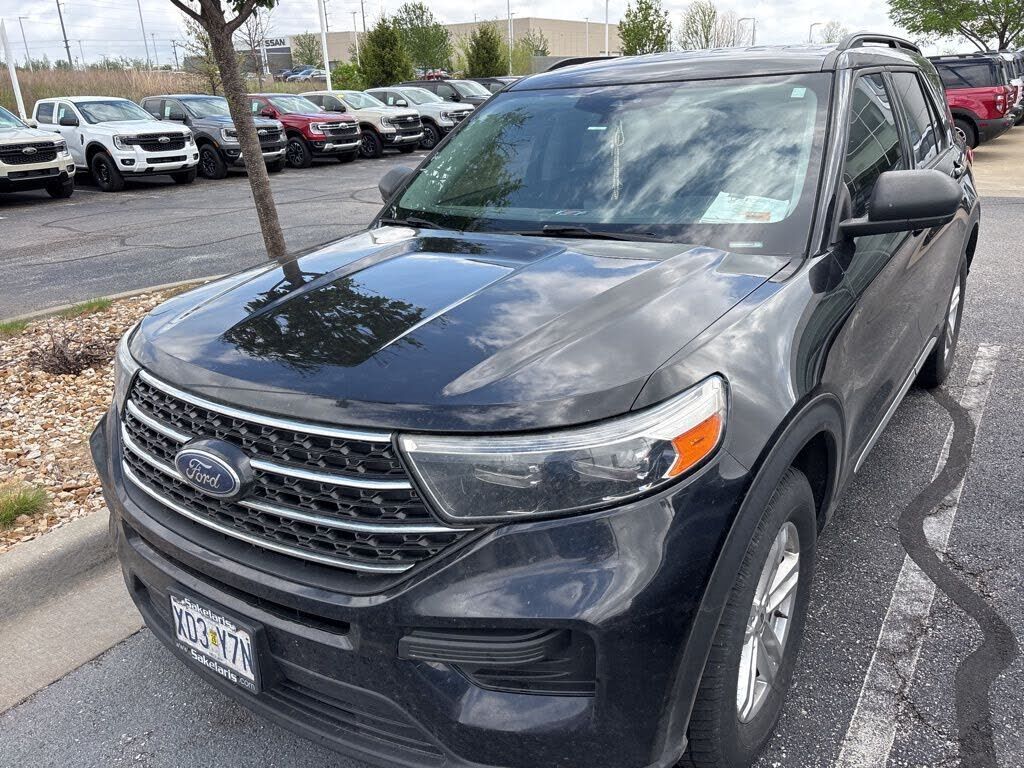 2020 FORD Explorer