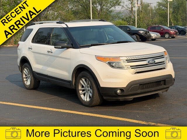 2014 FORD Explorer