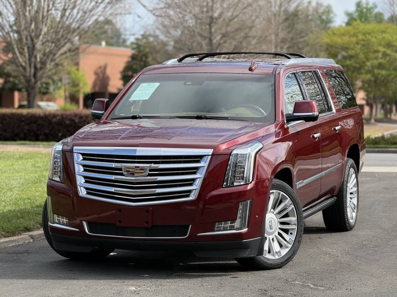 2017 CADILLAC Escalade ESV