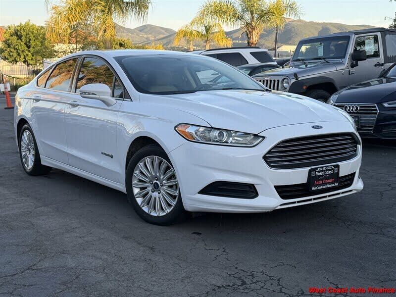 2016 FORD Fusion
