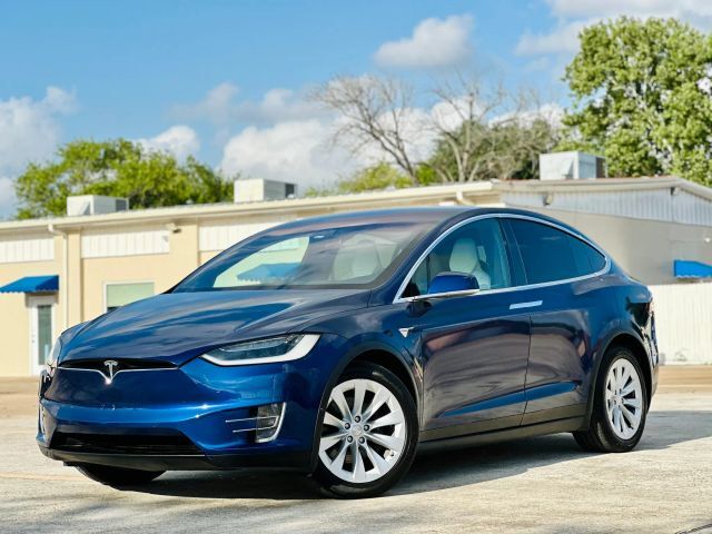 2016 TESLA Model X
