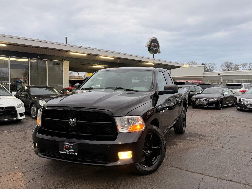 2012 DODGE Ram