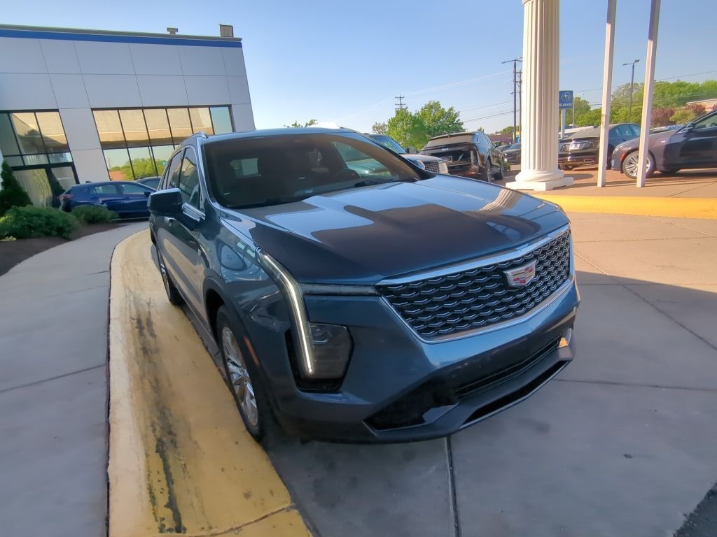 2025 CADILLAC XT4
