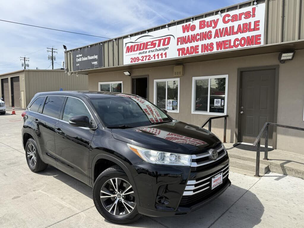2019 TOYOTA Highlander