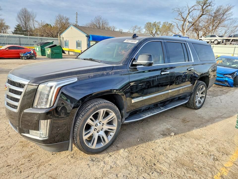 2017 CADILLAC Escalade ESV