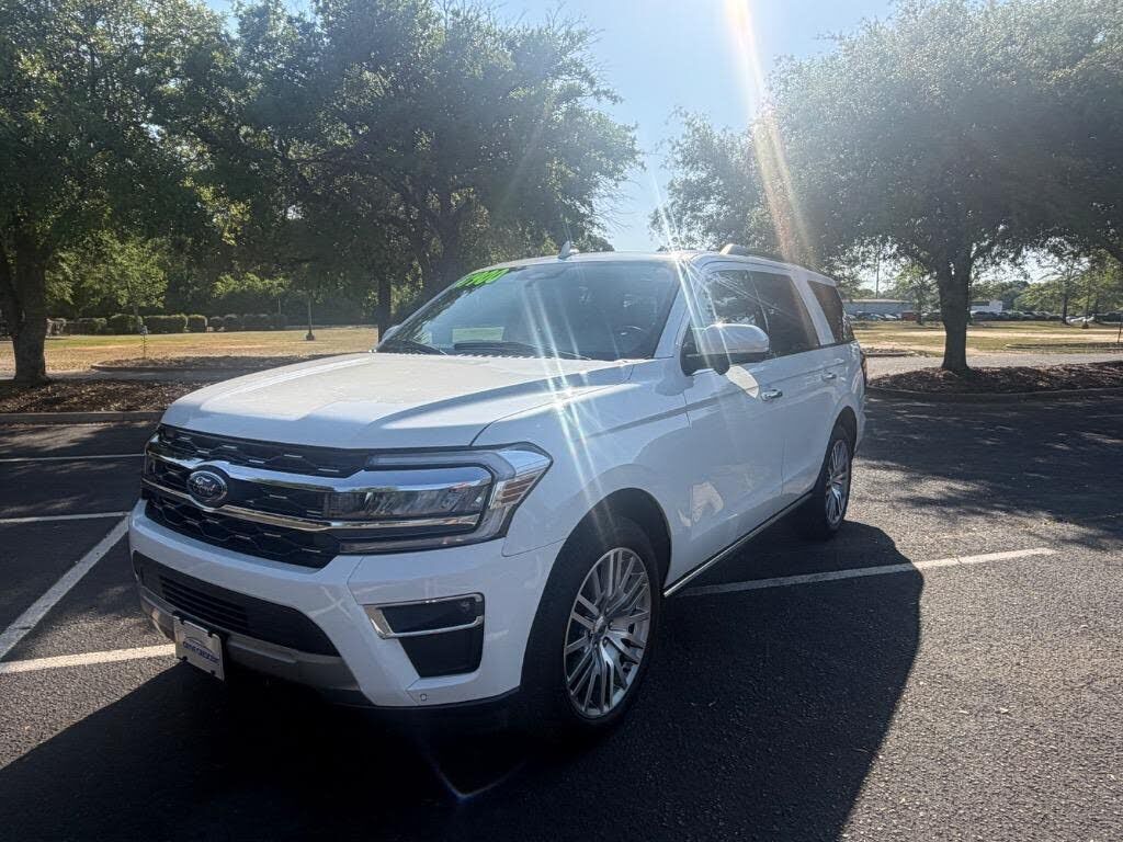 2023 FORD Expedition