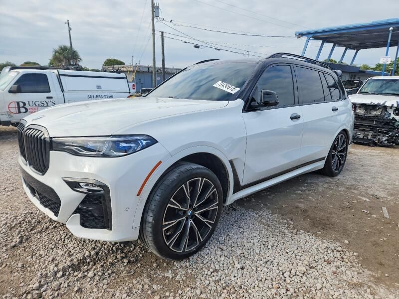 2021 BMW X7