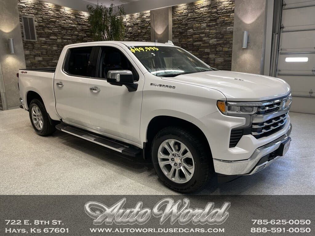 2024 CHEVROLET Silverado