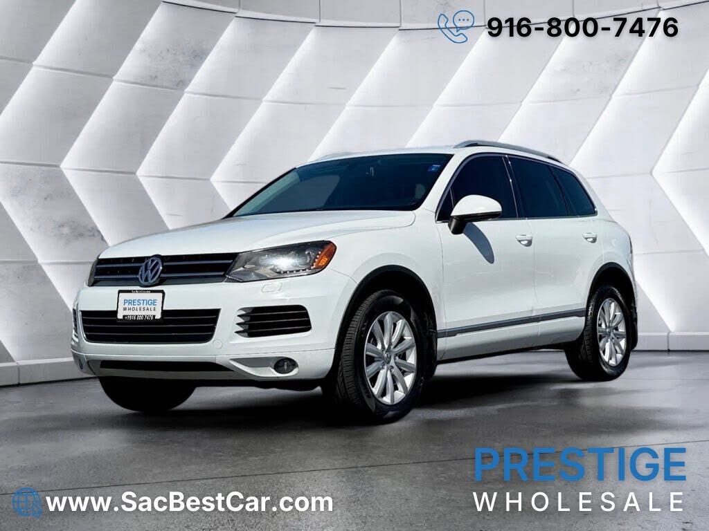 2012 VOLKSWAGEN Touareg