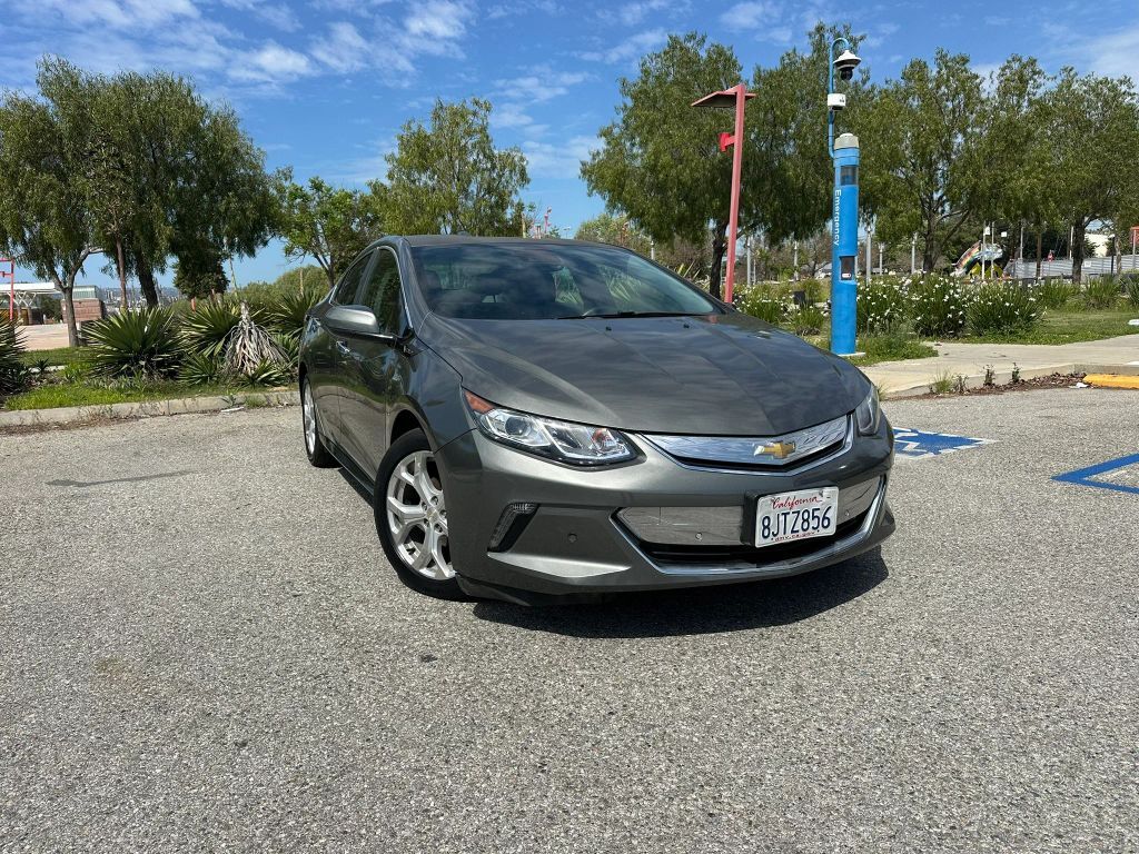 2017 CHEVROLET Volt