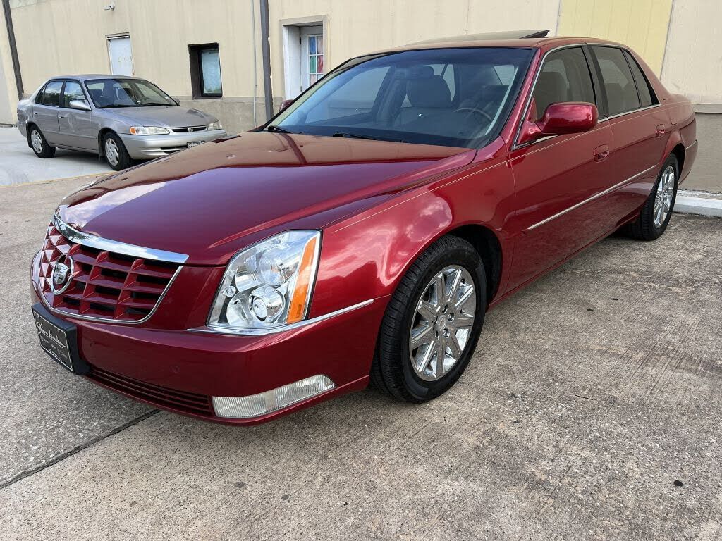 2011 CADILLAC DTS