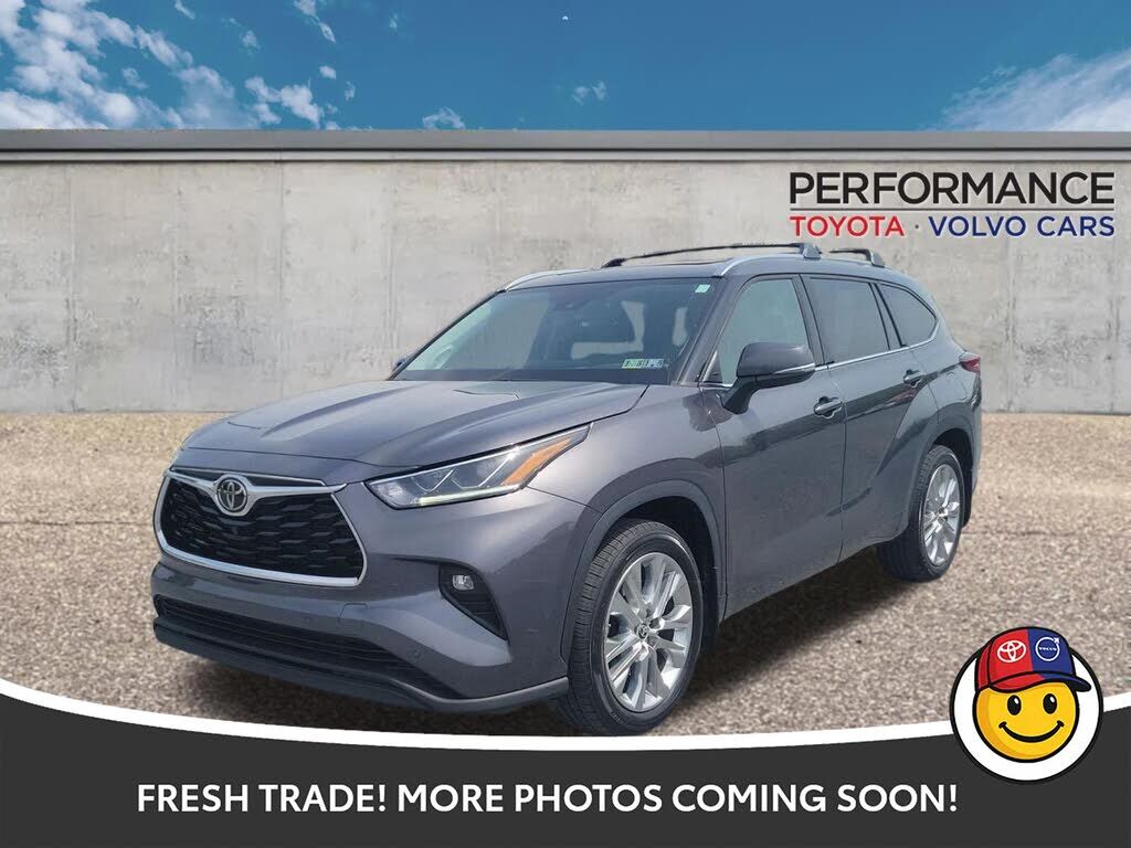 2022 TOYOTA Highlander