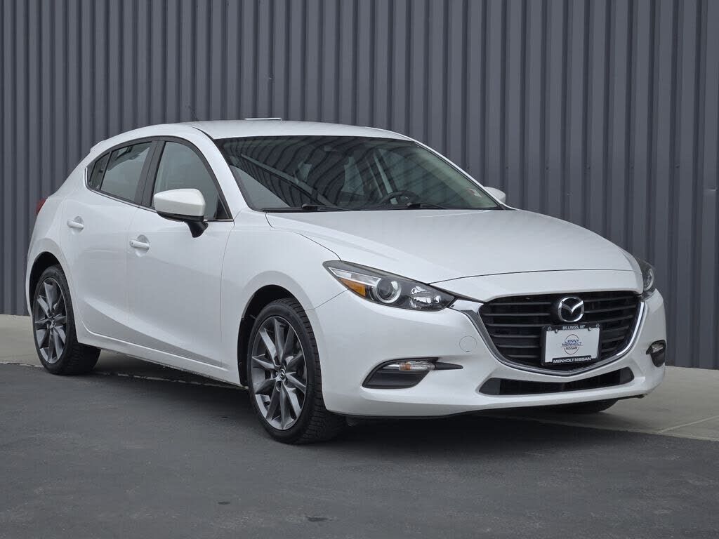 2018 MAZDA Mazda3