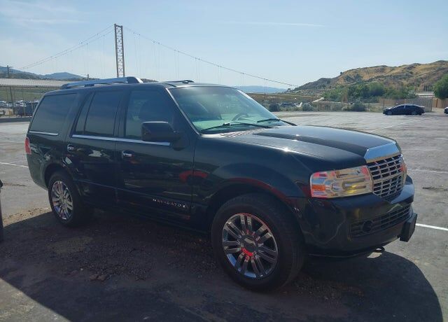 2010 LINCOLN Navigator