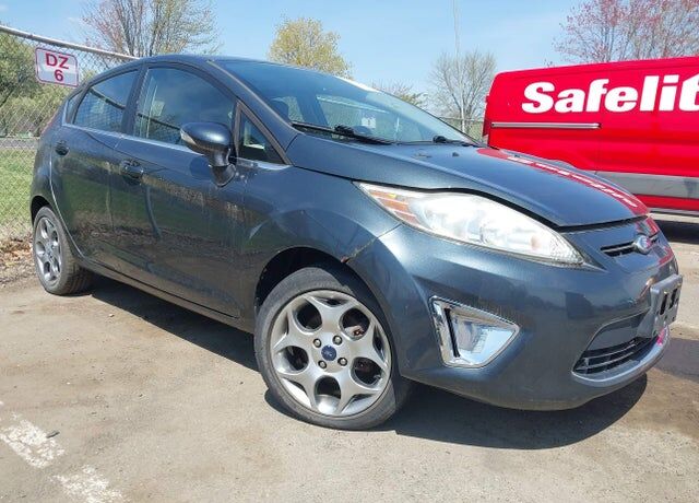 2011 FORD Fiesta