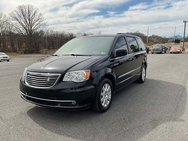 2015 CHRYSLER Town and Country