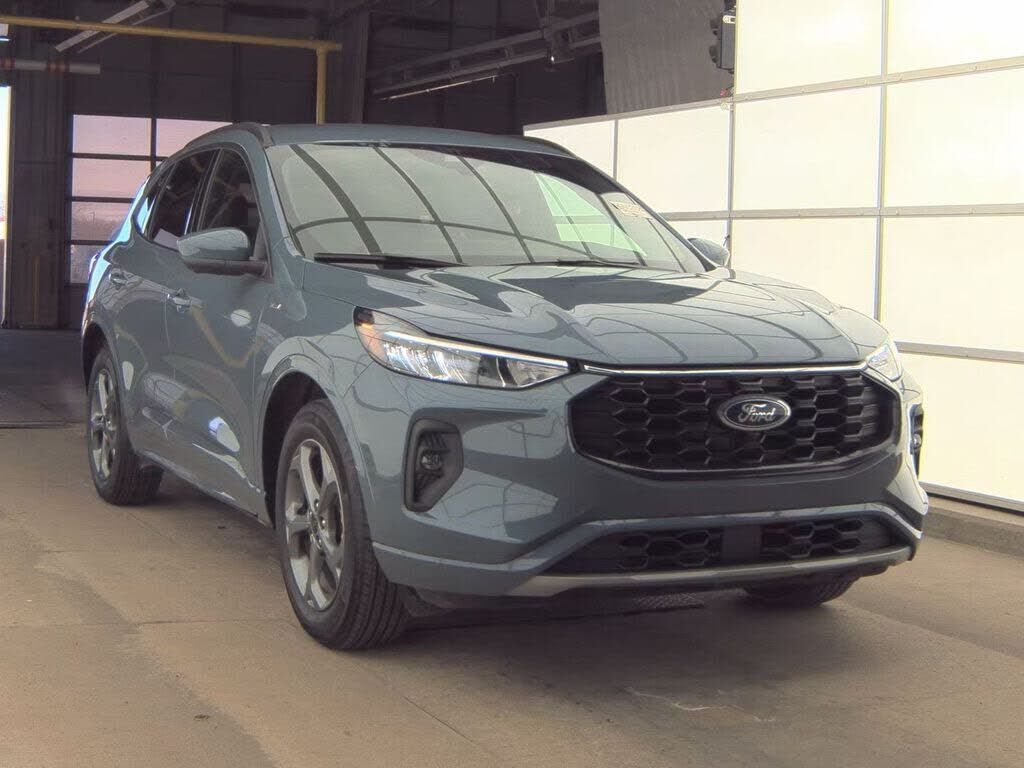 2023 FORD Escape