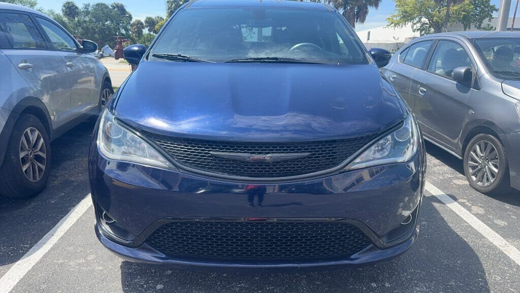 2020 CHRYSLER Pacifica