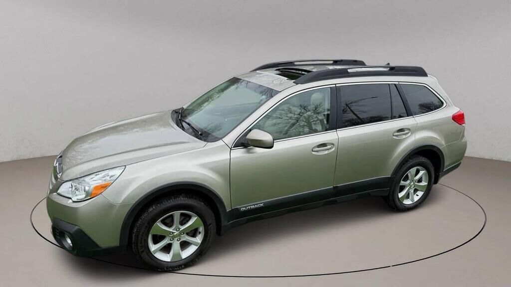 2014 SUBARU Outback