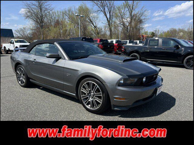2010 FORD Mustang