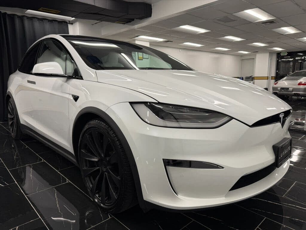 2023 TESLA Model X