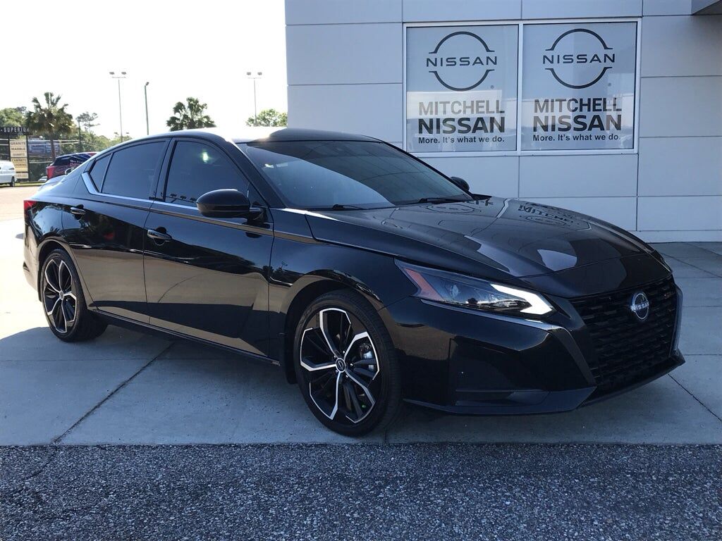 2024 NISSAN Altima
