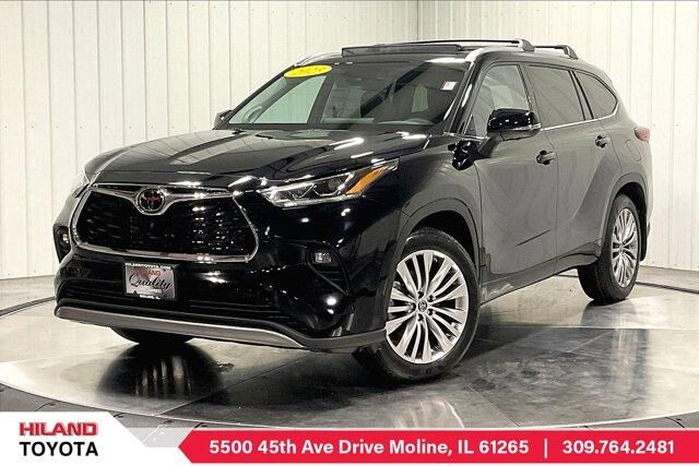 2023 TOYOTA Highlander