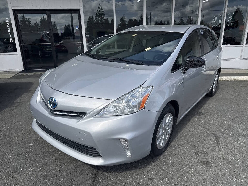 2014 TOYOTA Prius
