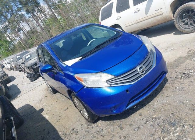 2015 NISSAN Versa