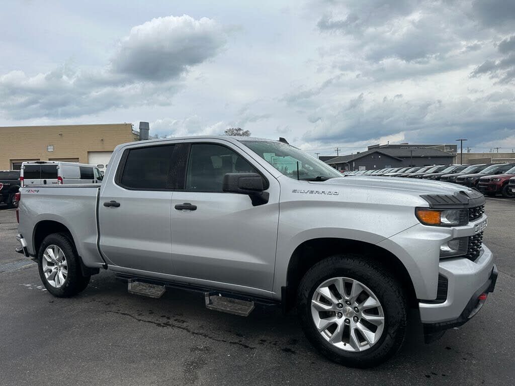 2021 CHEVROLET Silverado
