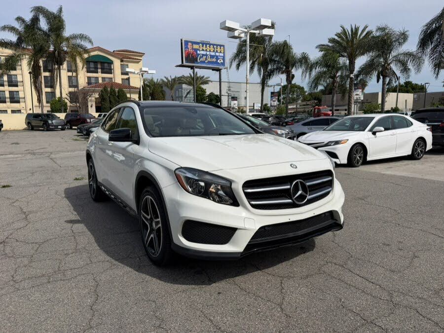 2016 MERCEDES-BENZ GLA-Class