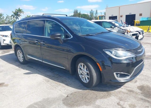 2020 CHRYSLER Pacifica