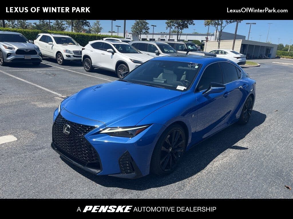 2021 LEXUS IS