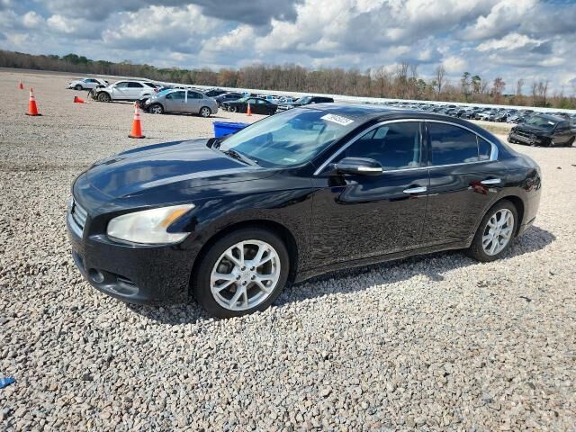 2013 NISSAN Maxima