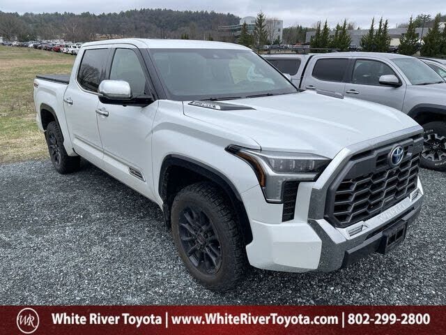 2023 TOYOTA Tundra