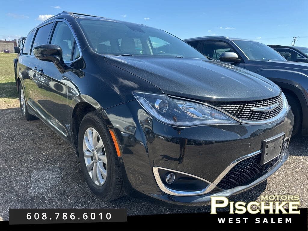 2018 CHRYSLER Pacifica