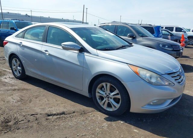 2011 HYUNDAI Sonata
