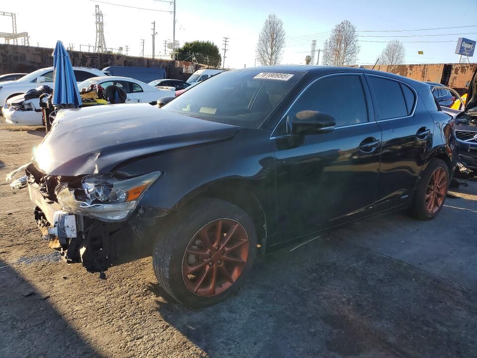 2011 LEXUS CT