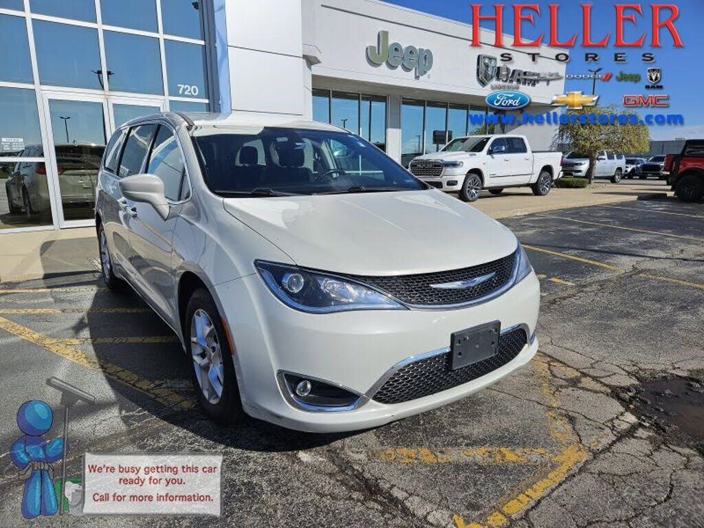 2020 CHRYSLER Pacifica