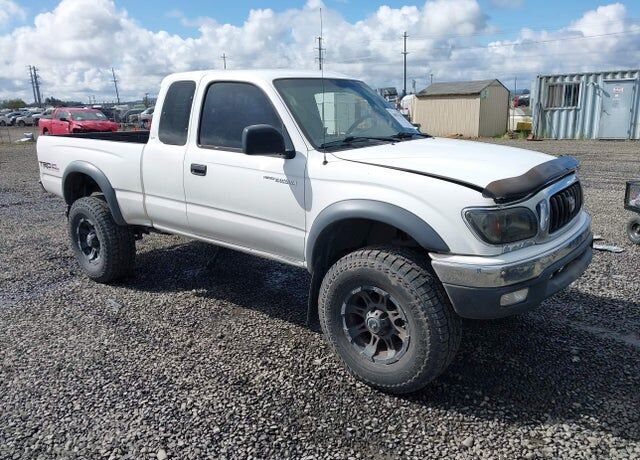 2004 TOYOTA Tacoma