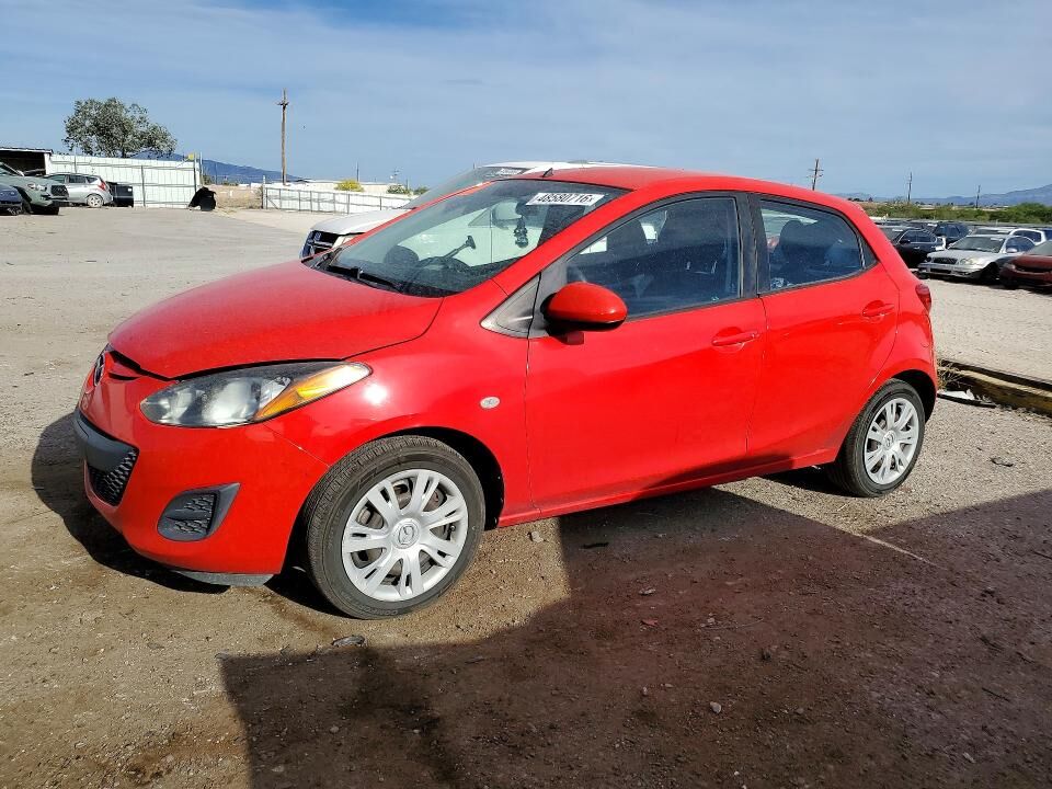 2014 MAZDA Mazda2