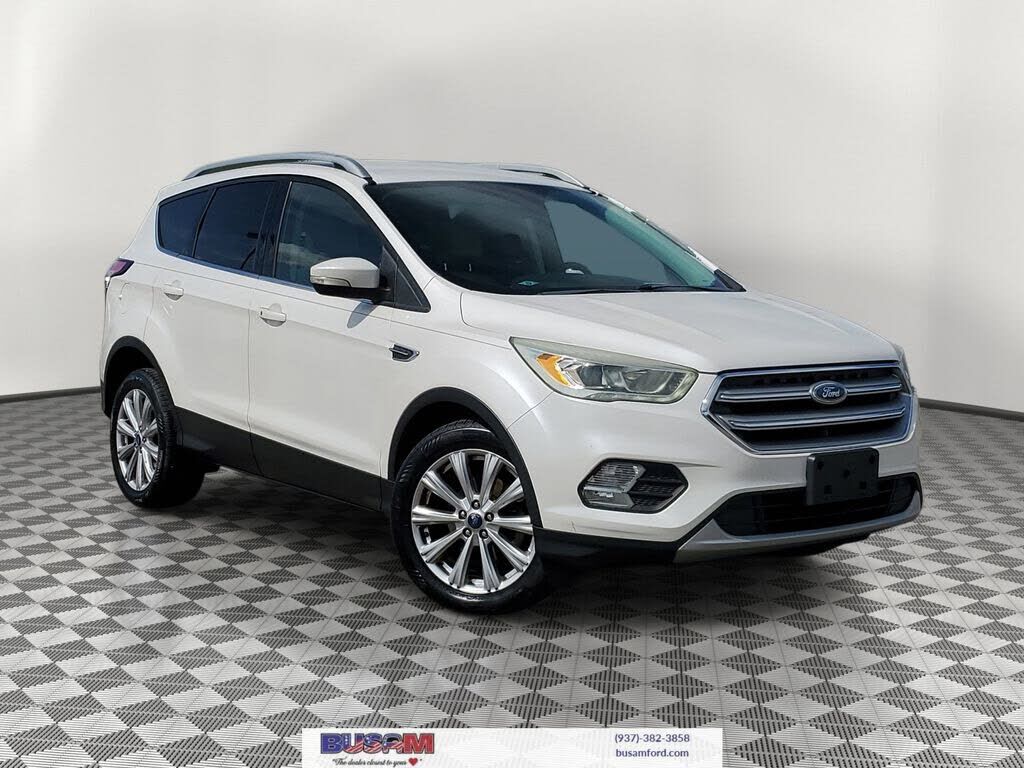 2017 FORD Escape