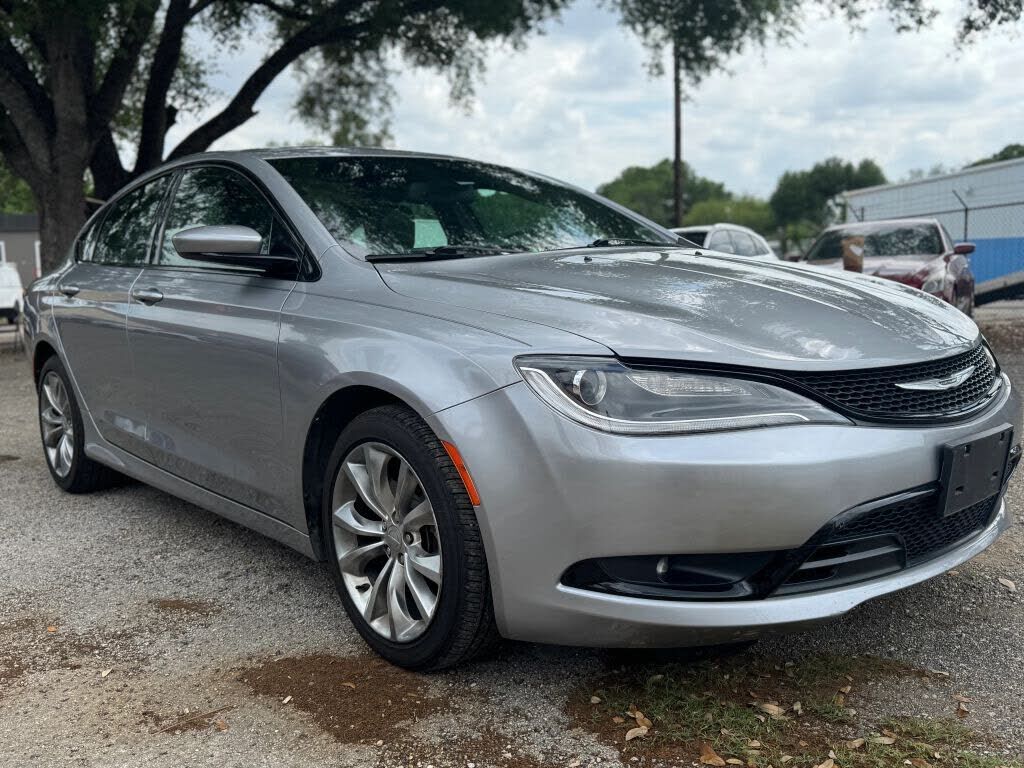2015 CHRYSLER 200