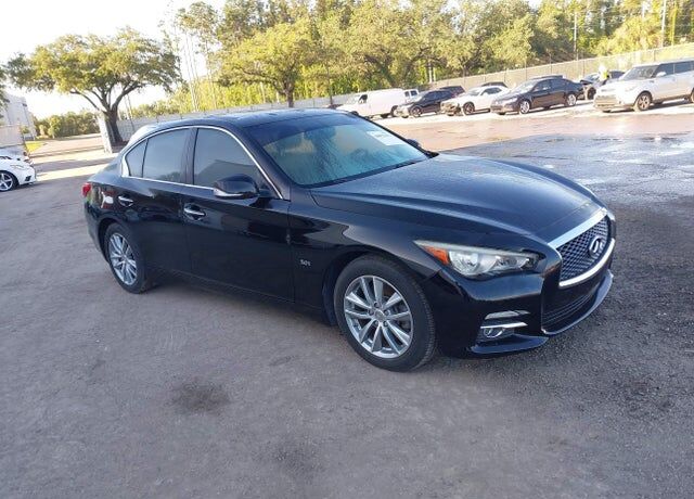 2016 INFINITI Q50