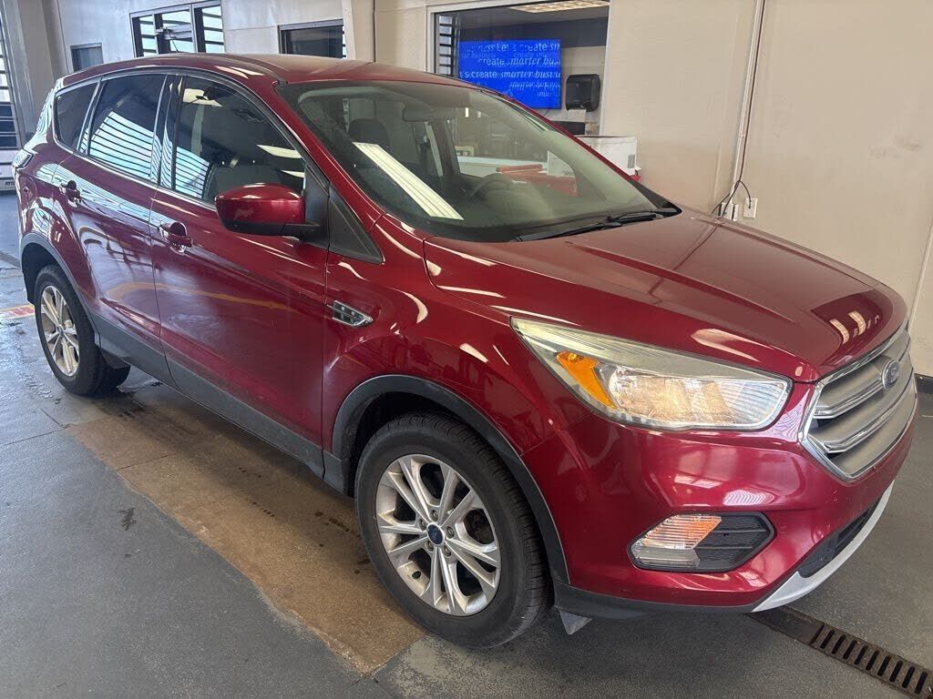 2017 FORD Escape